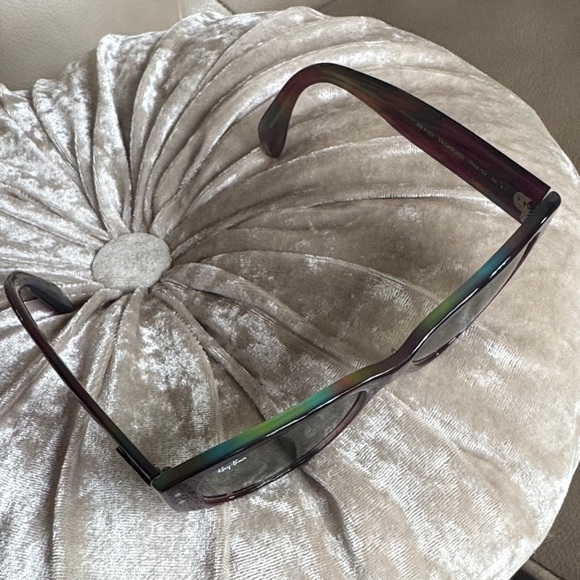 Ray-Ban Women's Burgundy Sunglasses with Tan Case - Picture 3 of 7